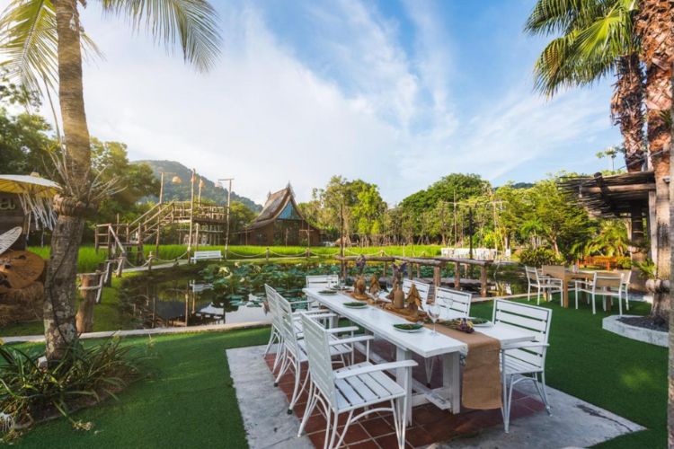 restaurant hotel phuket